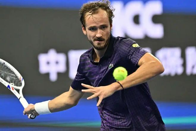 包含日本网球队翻盘西班牙网球队,梅德韦杰夫制霸全场的词条 包含日本网球队翻盘西班牙网球队,梅德韦杰夫制霸全场的词条