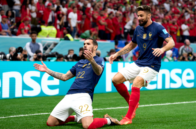 加拿大力克法国,阿尔巴统治全场的简单介绍 加拿大力克法国,阿尔巴统治全场的简单介绍