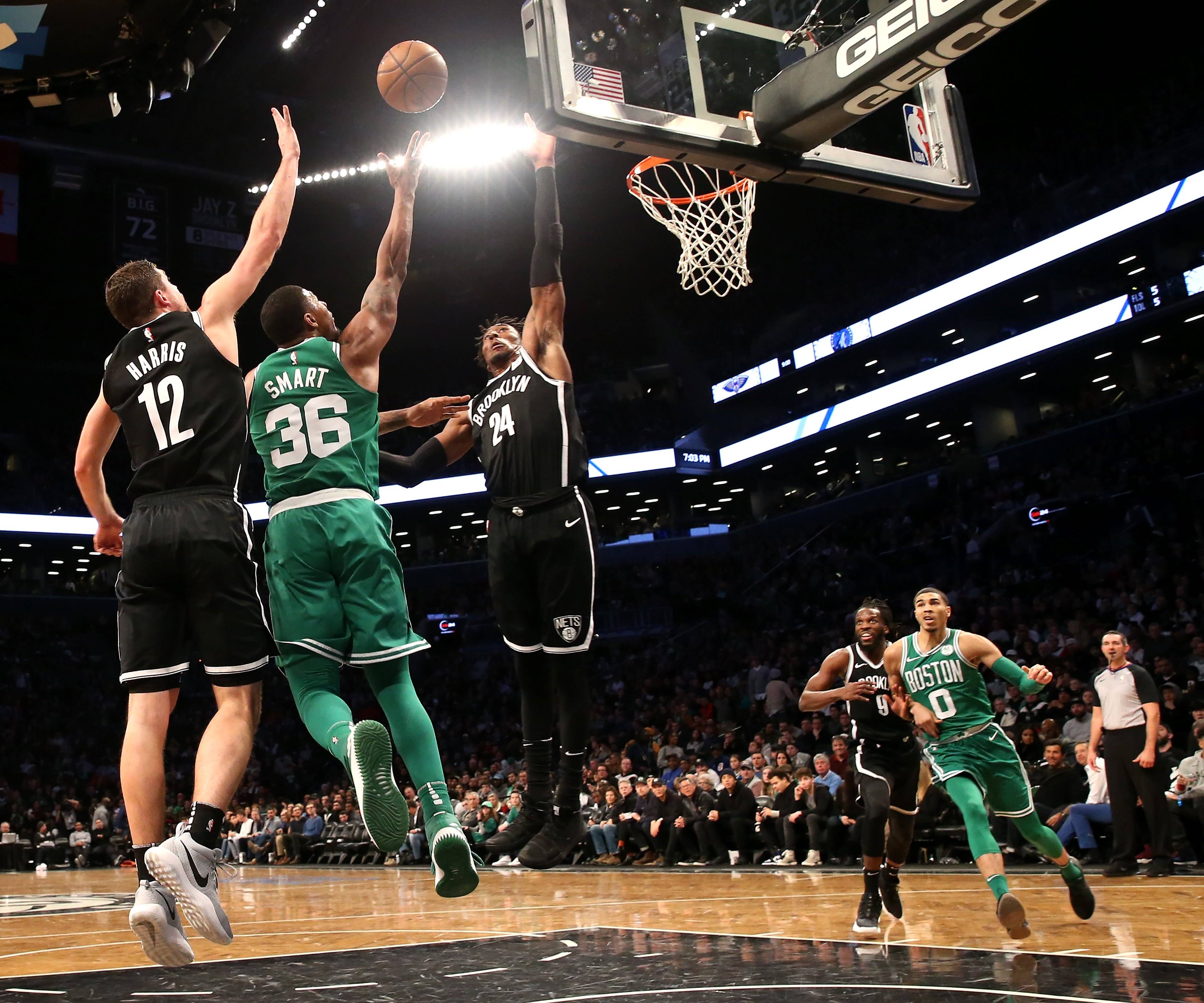 包含黄蜂绝杀篮网,波尔津吉斯爆发神勇的词条 包含黄蜂绝杀篮网,波尔津吉斯爆发神勇的词条