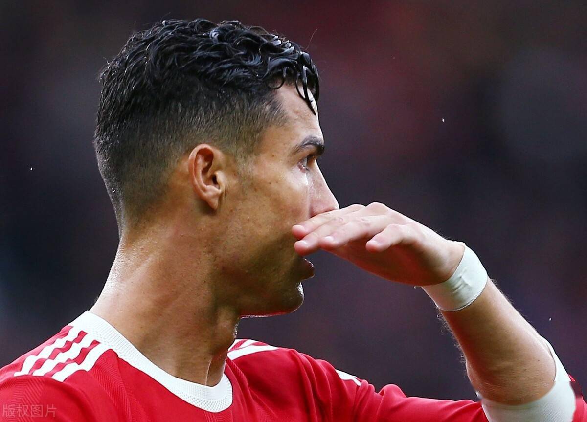 卡拉巴赫客场战平切尔西，取得宝贵一分