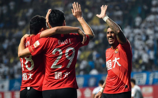 LOL直播入口-恒大客场逼平，冠军梦想渐行渐远的简单介绍