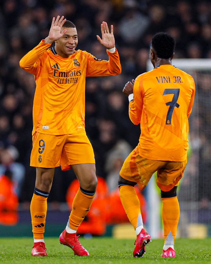 关于皇马将对阵曼联，一场激情对决引人期待的信息