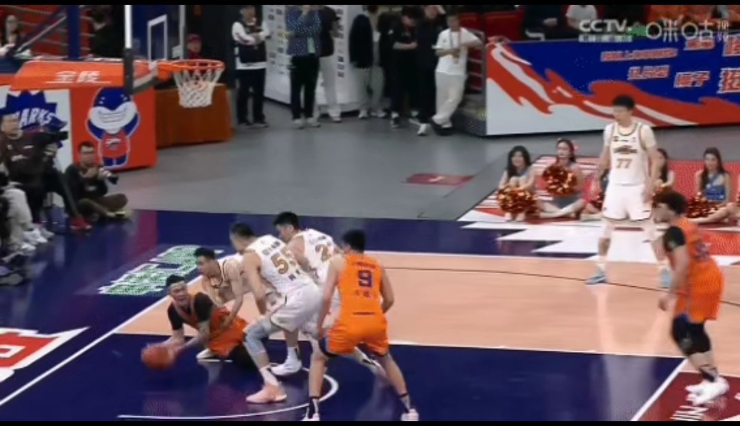 辽宁男篮客场失利不敌,需全队思考的简单介绍 辽宁男篮客场失利不敌,需全队思考的简单介绍