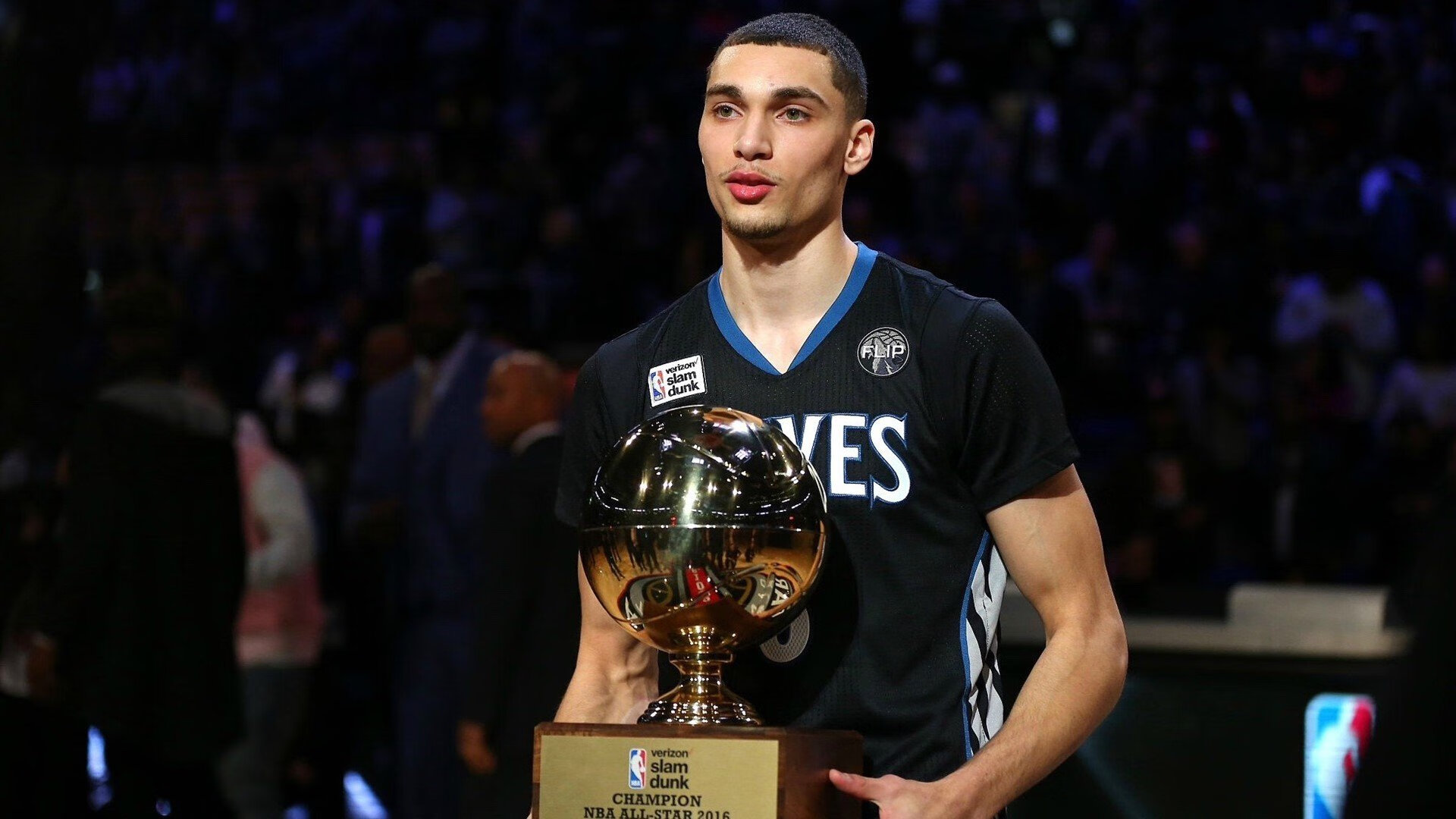 利拉德时间，当鹈鹕的羽翼遮蔽洛城，一颗孤星在倒计时中燃烧